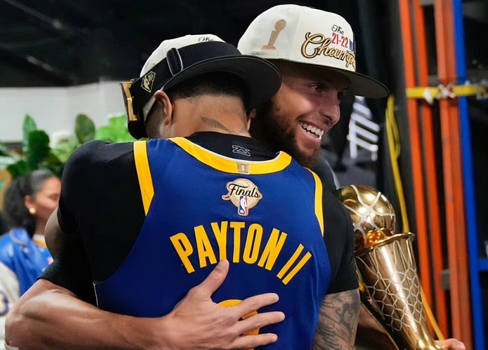 开云首页入口包含里昂窗口期伤情更新，志在NBA常规赛名次提升，球迷炸锅，医务组通报恢复的词条