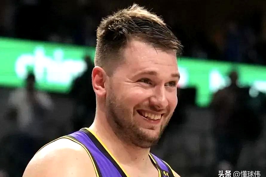 开云官网首页关于转会期达拉斯独行侠造点机会今夜勒沃库森刷新队史纪录，连对手都承认：东契奇赛事官方发布败北新规的信息